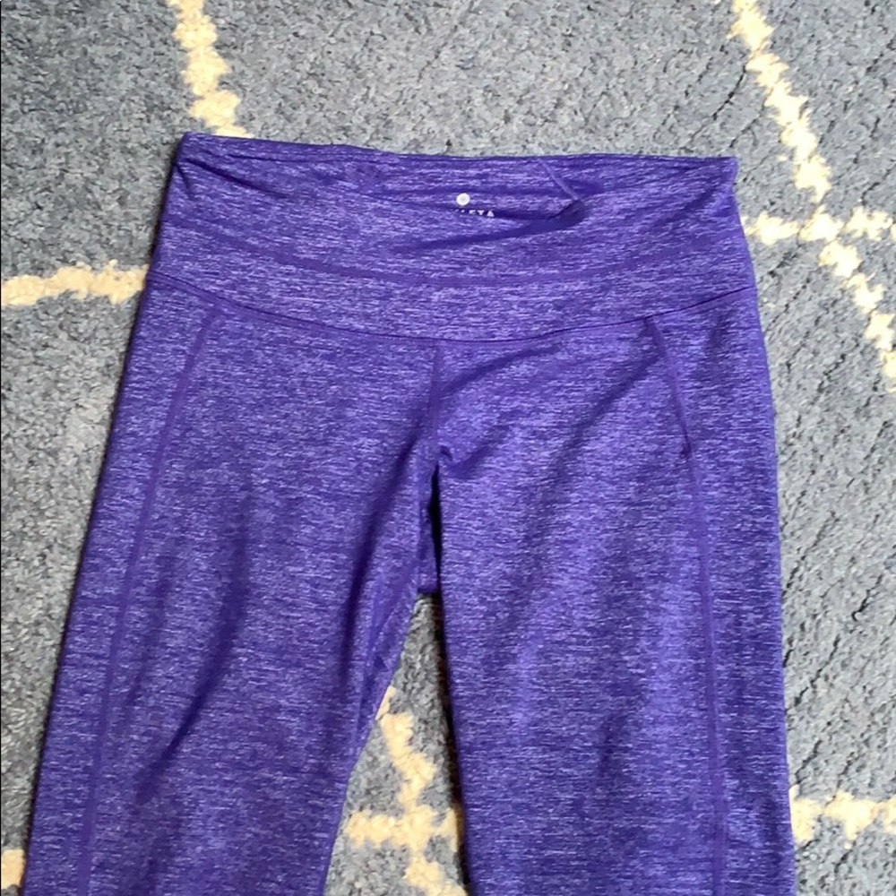 Athleta luxe purple crop legging